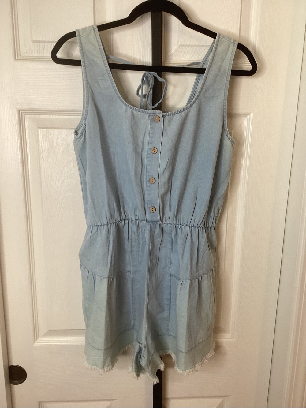 Idem Ditto Light Blue Denim Sleeveless Button Front Romper, size M, NWT